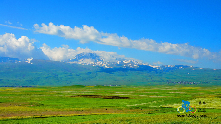 骑在亚美尼亚-路上风景-风彦疯语-杜风彦