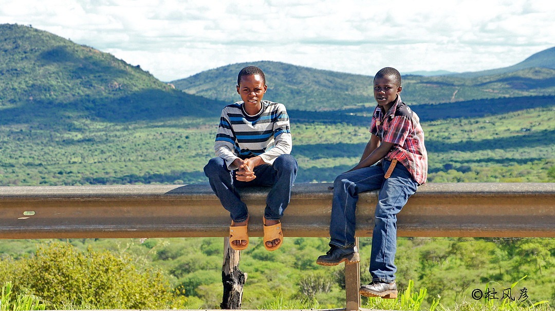 骑行非洲系列-肯尼亚内罗毕-蒙巴萨-风彦疯语-杜风彦
